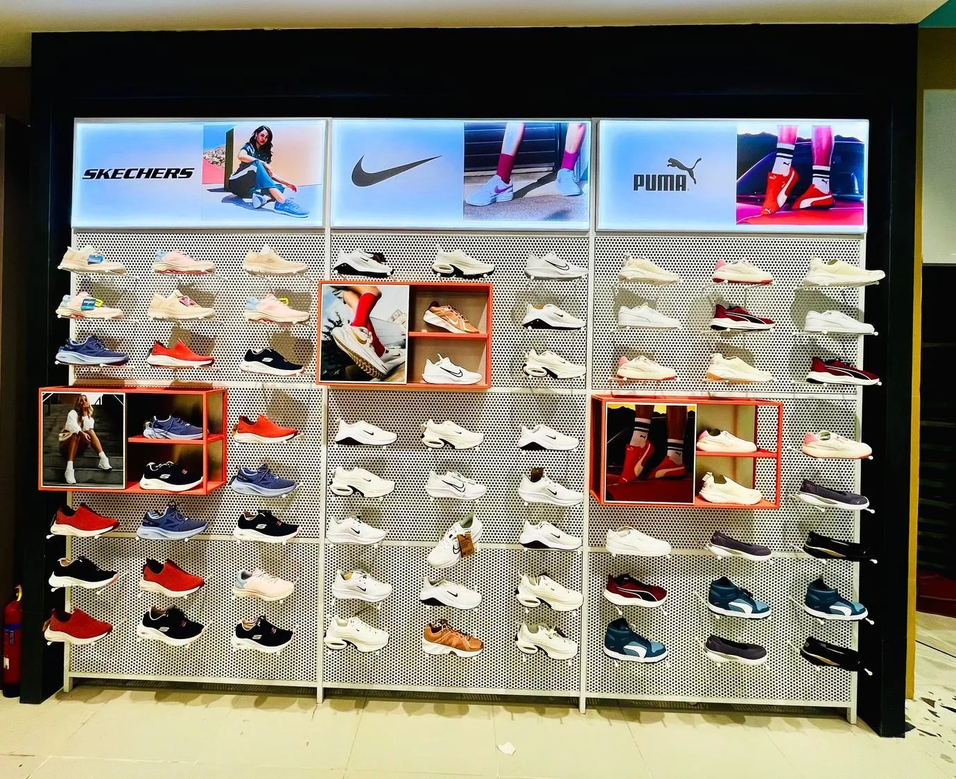 Footwear display wall